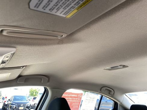 Certified 2025 Nissan Versa SV FWD image 33