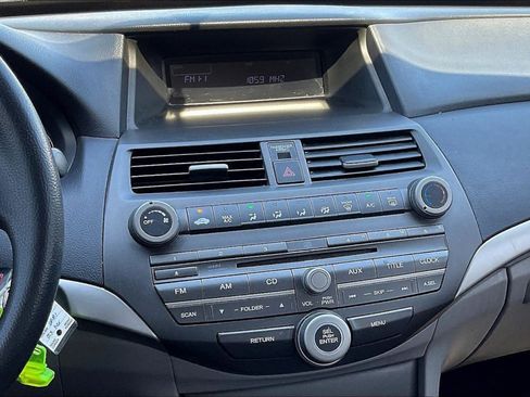 Used 2012 Honda Accord LX image 6