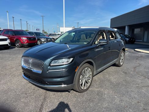 Certified 2023 Lincoln Nautilus Reserve w/ Cargo Utility Package AWD/4WD image 3