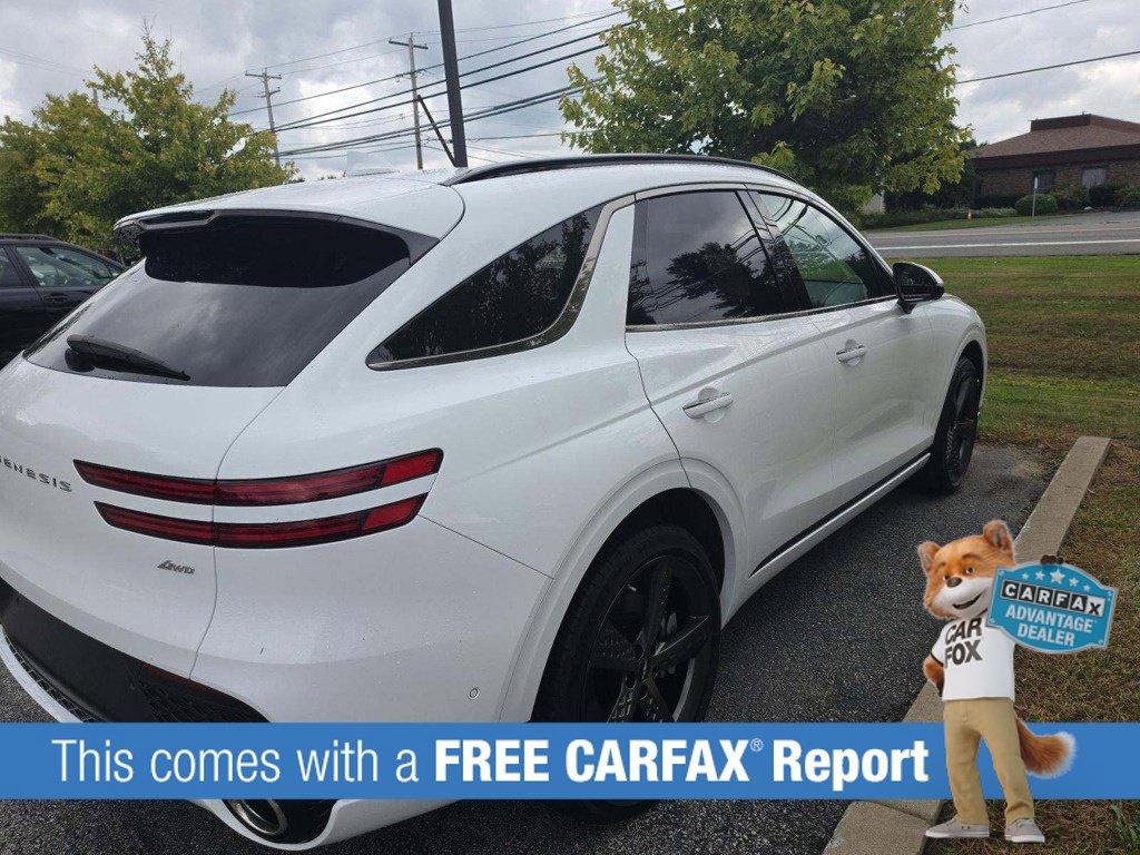 Used 2024 Genesis GV70 2.5T w/ Sport Prestige Package AWD/4WD image 3