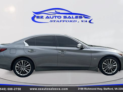 Used 2018 INFINITI Q50 Luxe w/ Essential Package (3.0T Luxe) AWD/4WD image 4
