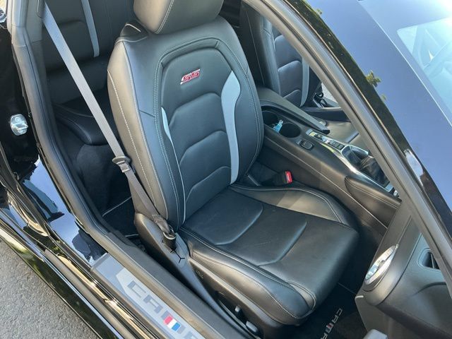 Used 2018 Chevrolet Camaro SS w/ LPO, Ground Effects Package RWD image 22