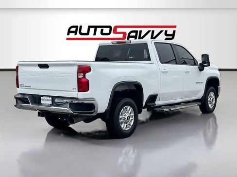 Used 2025 Chevrolet Silverado 2500 LT w/ Convenience Package AWD/4WD image 7