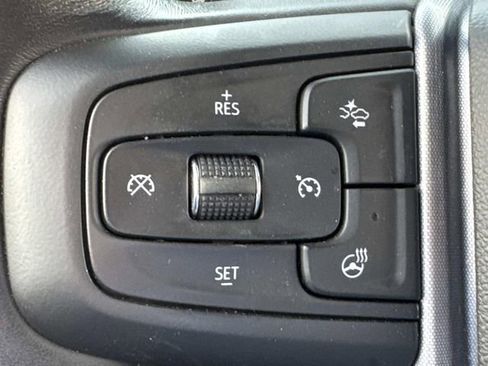 Used 2022 GMC Yukon SLT w/ SLT Premium Package RWD image 30