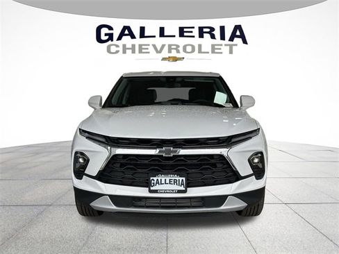 New 2025 Chevrolet Blazer LT w/ Driver Confidence Package image 2
