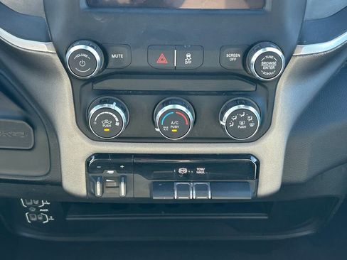 Used 2024 RAM 2500 Big Horn image 21