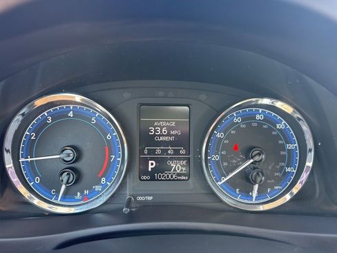 Used 2018 Toyota Corolla LE FWD image 14