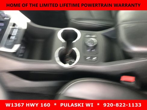 Used 2023 GMC Terrain SLT image 11