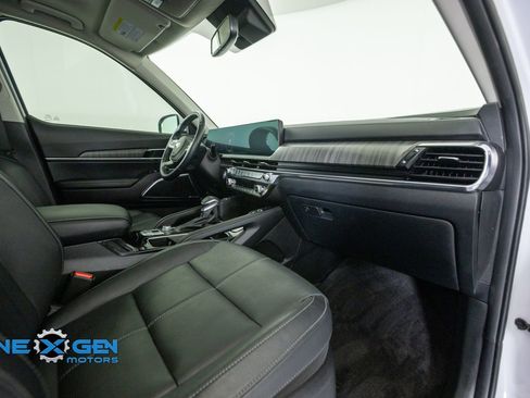 Used 2023 Kia Telluride SX AWD/4WD image 39