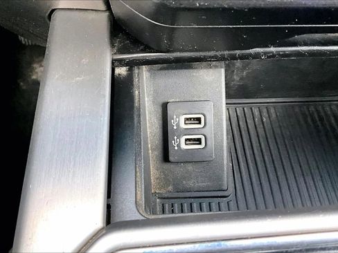 Used 2019 Ford F250 Platinum w/ Platinum Ultimate Package AWD/4WD image 15