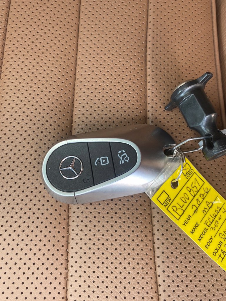 Used 2026 Mercedes-Benz E 350 4MATIC Sedan image 29