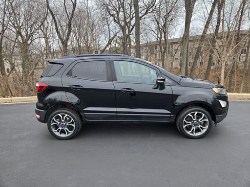 Used 2019 Ford EcoSport SES image 2