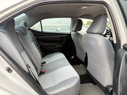 Used 2015 Toyota Corolla LE FWD image 37