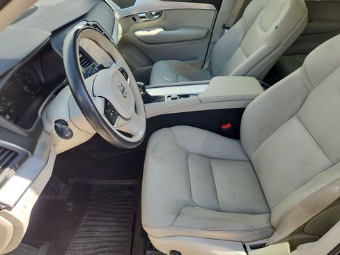 Used 2017 Volvo XC90 T6 Momentum w/ Vision Package AWD/4WD image 20