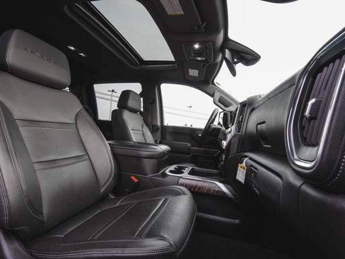 Used 2022 GMC Sierra 3500 Denali image 44