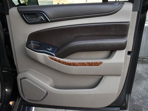 Used 2015 Chevrolet Suburban LTZ image 37