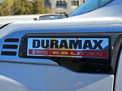 New 2025 GMC Sierra 2500 Pro w/ 1SA Pro Safety Plus Package image 8