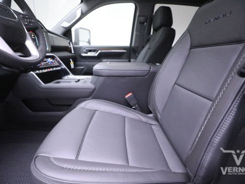 New 2026 GMC Sierra 3500 Denali w/ Technology Package image 10