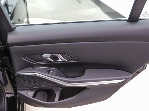 Used 2025 BMW 330i xDrive Sedan w/ M Sport Package image 22