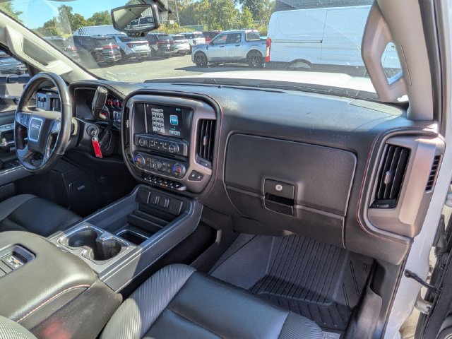 Used 2019 GMC Sierra 2500 SLT w/ Duramax Plus Package AWD/4WD image 18