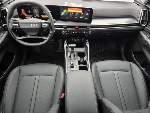 New 2026 Kia Sorento S image 18