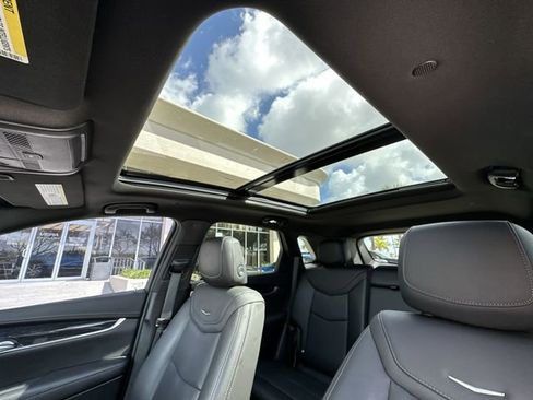 Certified 2023 Cadillac XT5 Premium Luxury w/ Technology Package image 30