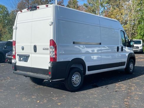 New 2024 RAM ProMaster 2500 w/ Cold Weather Group image 8
