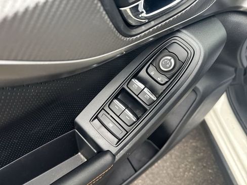 Used 2023 Subaru Crosstrek 2.5i Limited image 17