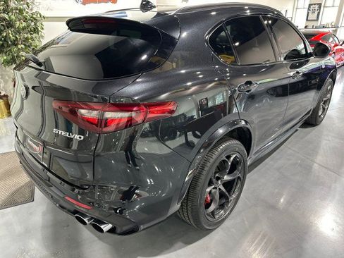 Used 2018 Alfa Romeo Stelvio Quadrifoglio w/ Driver Assist Dynamic Package AWD/4WD image 2