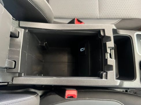 Used 2019 Ford Escape SE AWD/4WD image 23