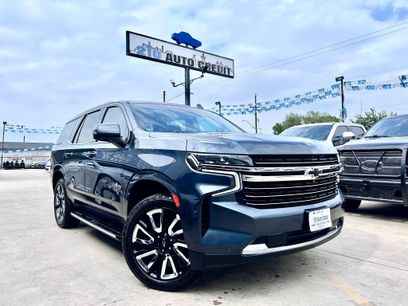 Used 2021 Chevrolet Tahoe LT w/ LT Signature Package