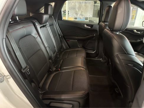 New 2025 Ford Escape ST-Line w/ Cold Weather Package AWD/4WD image 35