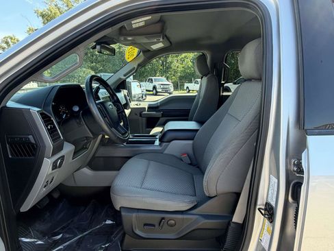 Used 2019 Ford F150 XLT w/ Equipment Group 302A Luxury AWD/4WD image 21