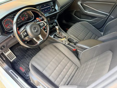 Used 2019 Volkswagen Jetta GLI FWD image 20