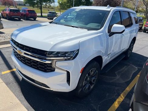Used 2023 Chevrolet Tahoe LS w/ Max Trailering Package AWD/4WD image 2