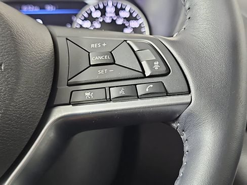Used 2020 Nissan Sentra SV FWD image 17