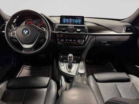 Used 2017 BMW 330i Sedan RWD image 17
