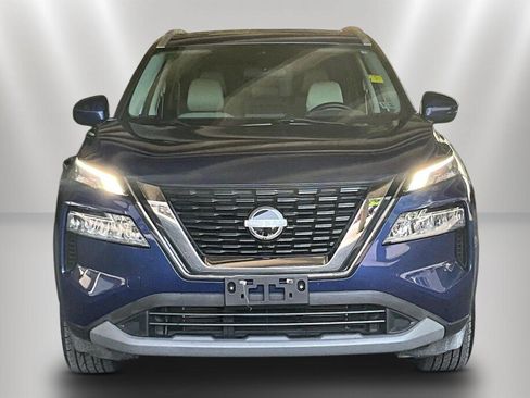 Used 2023 Nissan Rogue SV w/ SV Premium Package AWD/4WD image 2