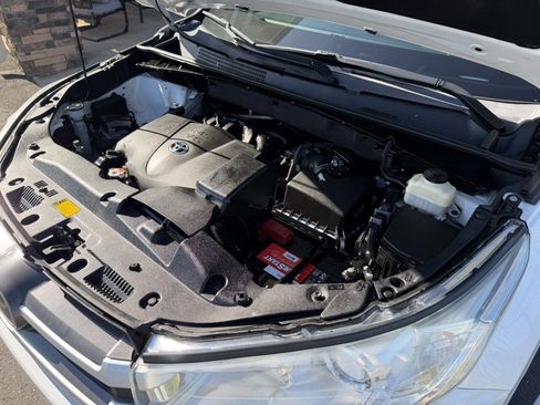 Used 2017 Toyota Highlander XLE w/ Protection Package #3 image 37