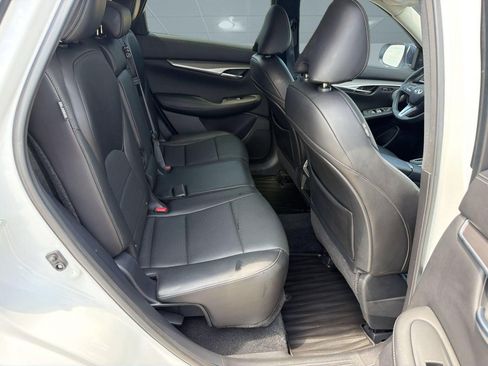 Used 2023 INFINITI QX50 Luxe FWD image 27