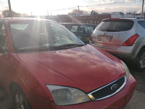 Used 2007 Ford Focus SES image 2