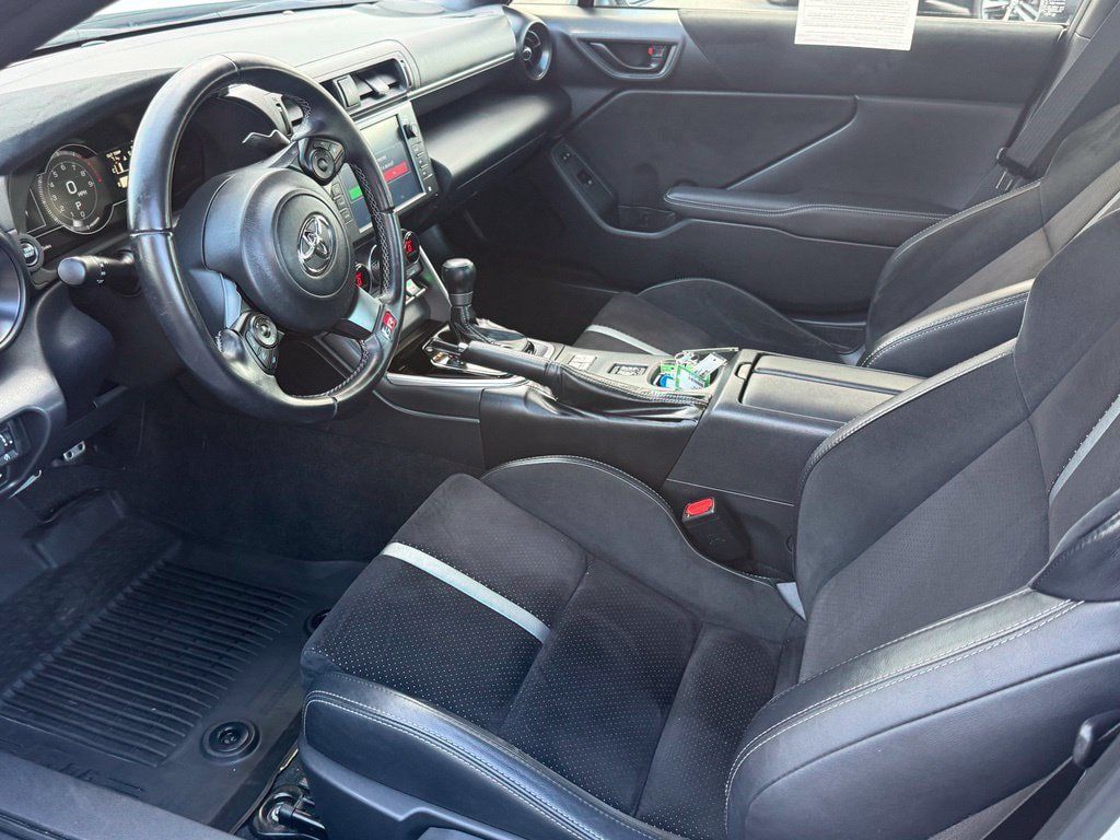 Used 2024 Toyota GR86 Premium RWD image 14