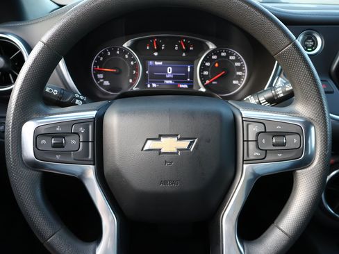 Used 2022 Chevrolet Blazer LT AWD/4WD image 12