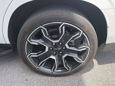 Used 2025 Chevrolet Tahoe RST w/ RST Capability Package AWD/4WD image 14