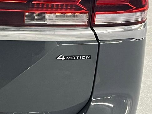 New 2026 Volkswagen Atlas SE image 37