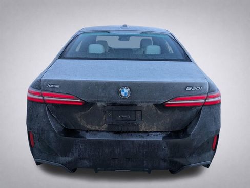 New 2026 BMW 530i xDrive w/ M Sport Package image 5
