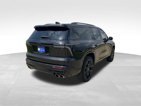 Used 2024 Chevrolet Traverse RS w/ LPO, Floor Liner Package AWD/4WD image 7