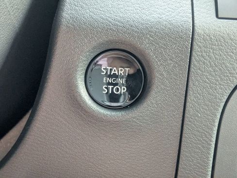 New 2026 Nissan Frontier SV w/ SV Convenience Package image 30