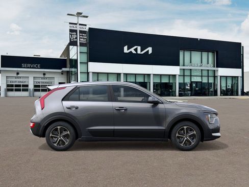 New 2026 Kia Niro LX image 8