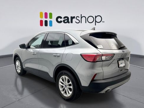 Used 2022 Ford Escape SE w/ Convenience Package AWD/4WD image 3